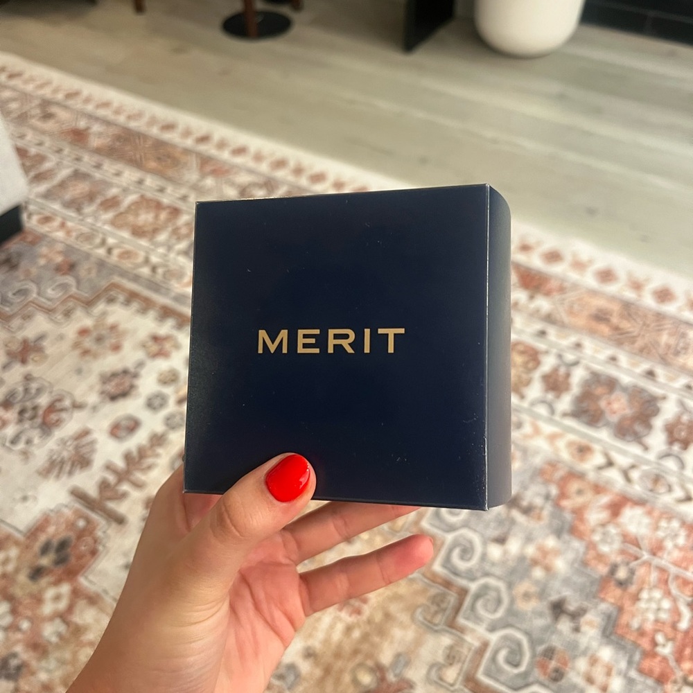 Merit Retrospect Perfume